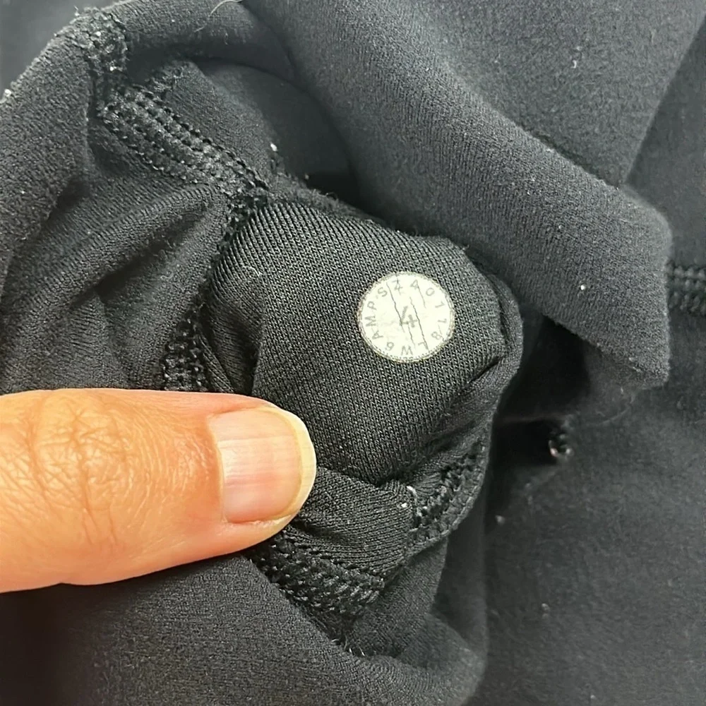 Lululemon Align Crop *21